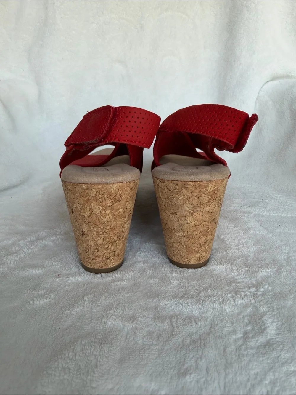 Clarks Collection Maritsa Lara Red Wedge Sandals US 8 NWOB MSRP $129